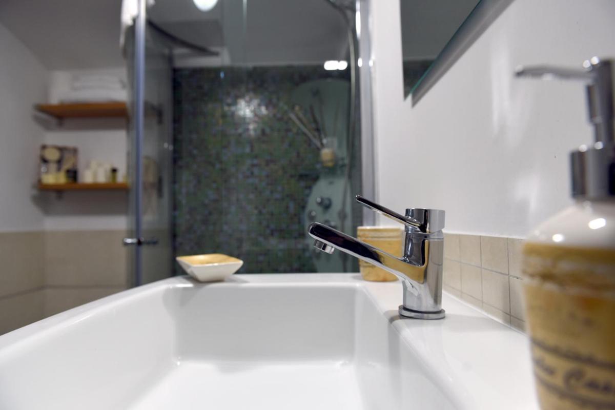 נאפולי Montesantogroup Sorrento Room מראה חיצוני תמונה